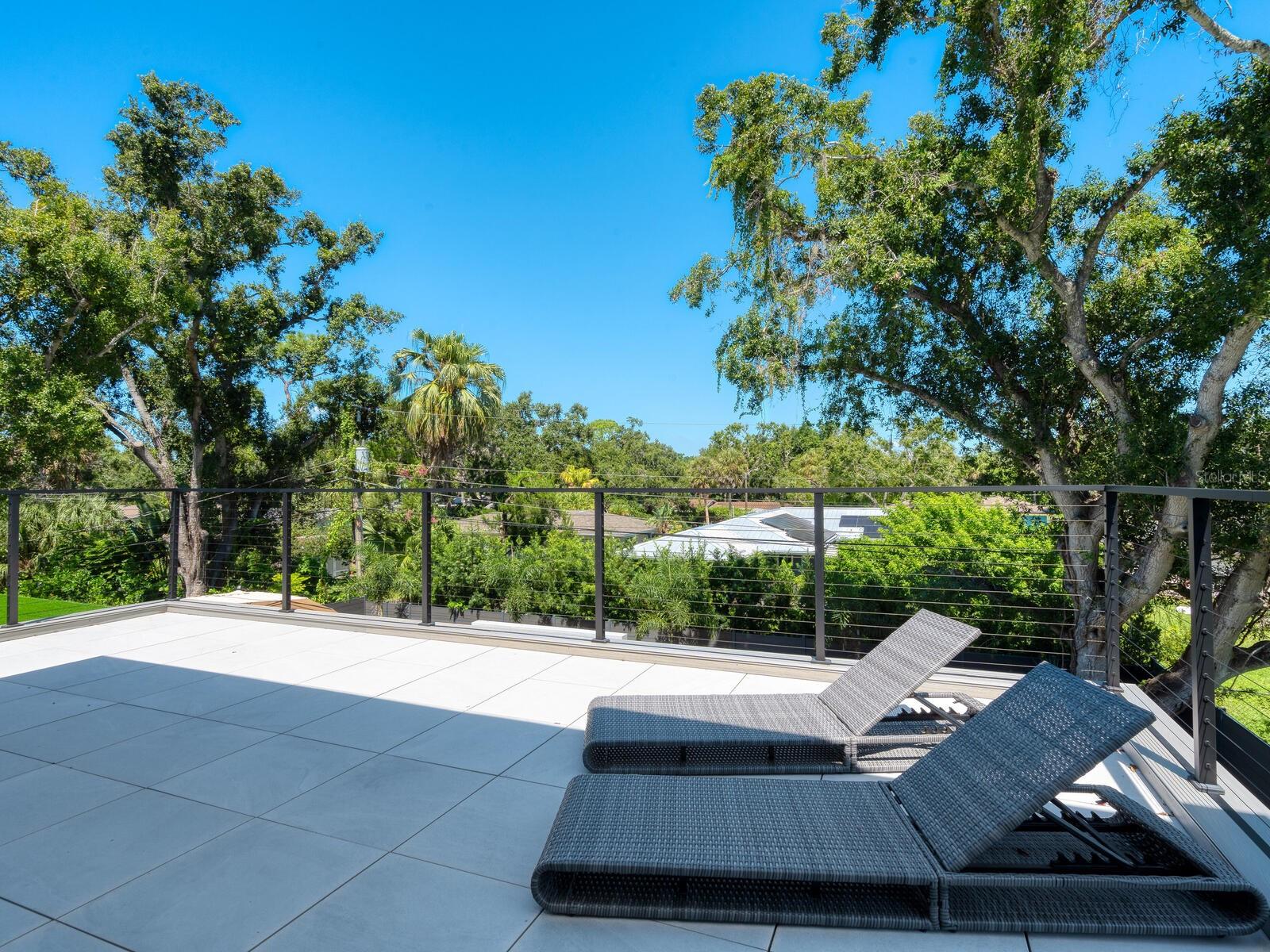 SINGLETARYS SUB - Residential