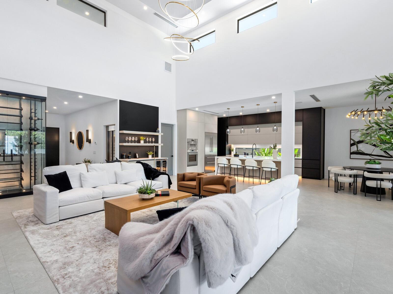 SINGLETARYS SUB - Residential