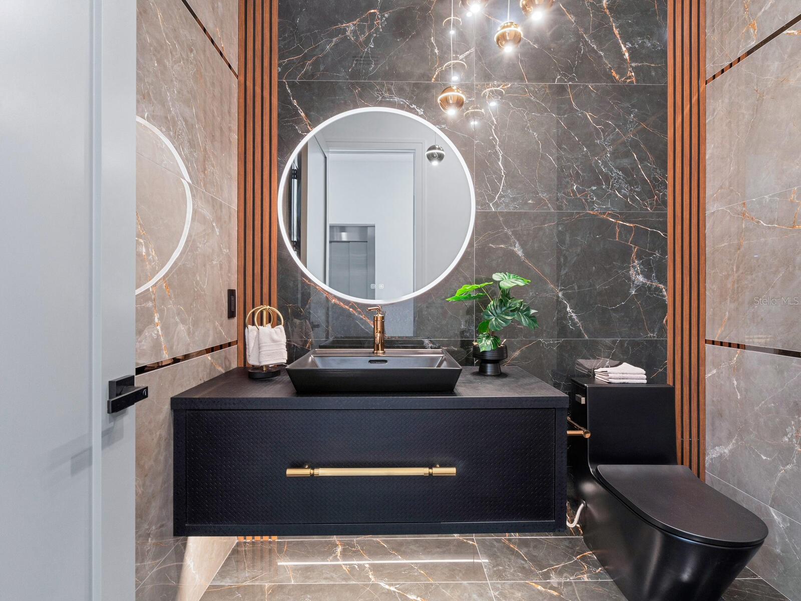 SINGLETARYS SUB - Residential