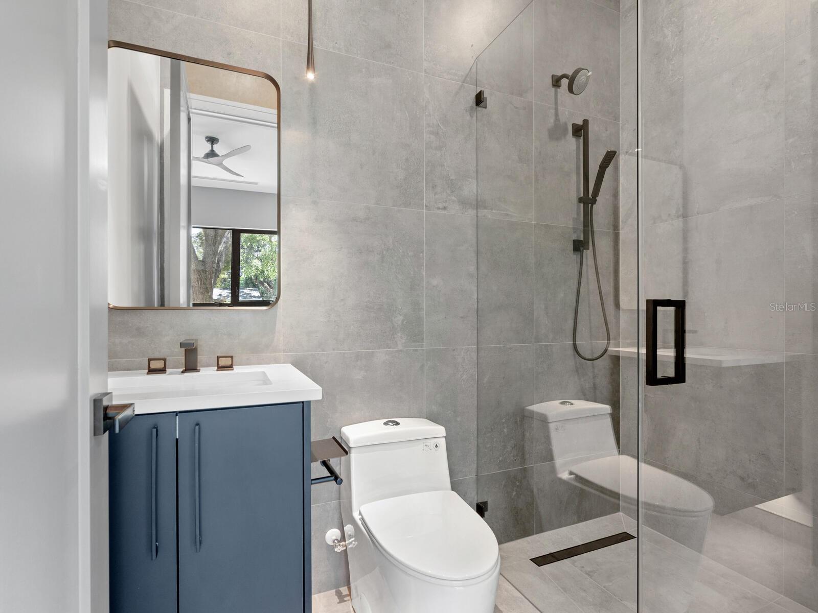 SINGLETARYS SUB - Residential