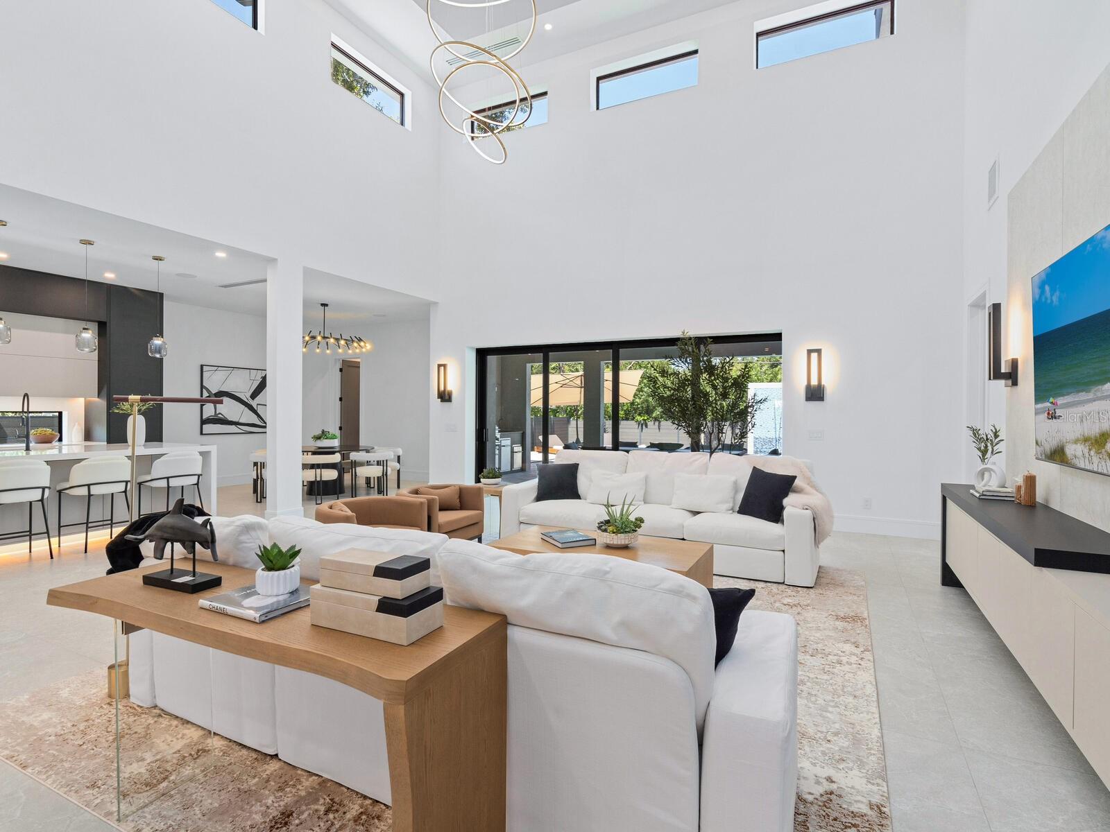 SINGLETARYS SUB - Residential