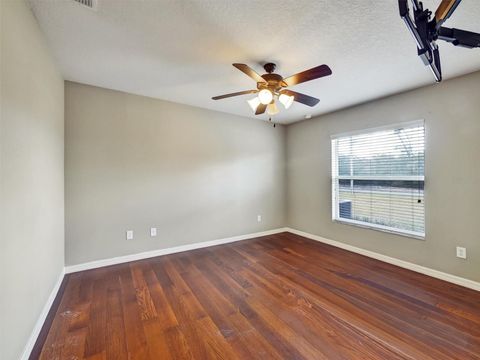 Tiny photo for 17901 SW 25th Avenue Road, Ocala, FL 34473 (MLS # OM719483)