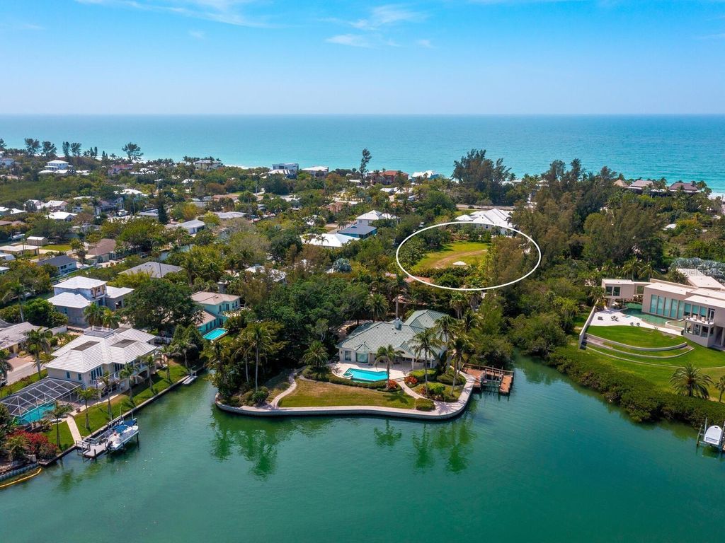 Photo of 6608 Gulf Of Mexico Drive, Longboat Key, FL 34228 (MLS # A4679437)