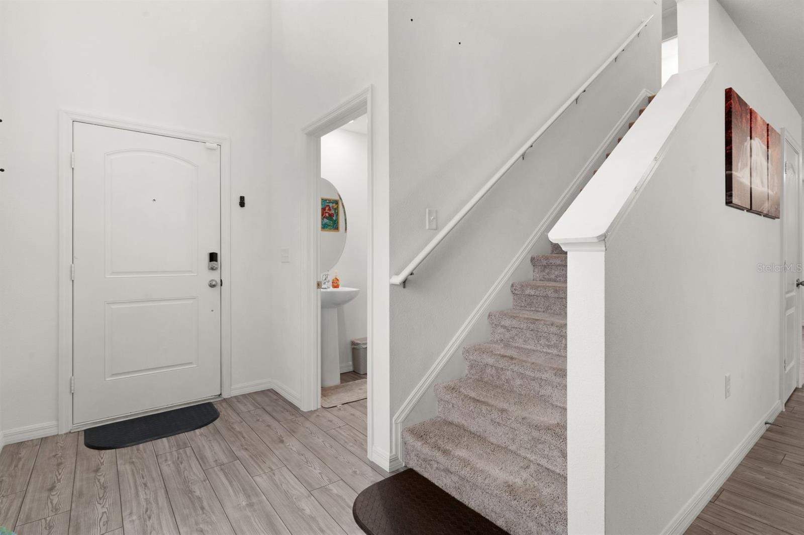 DORA LAKE ESTATES - Residential Lease