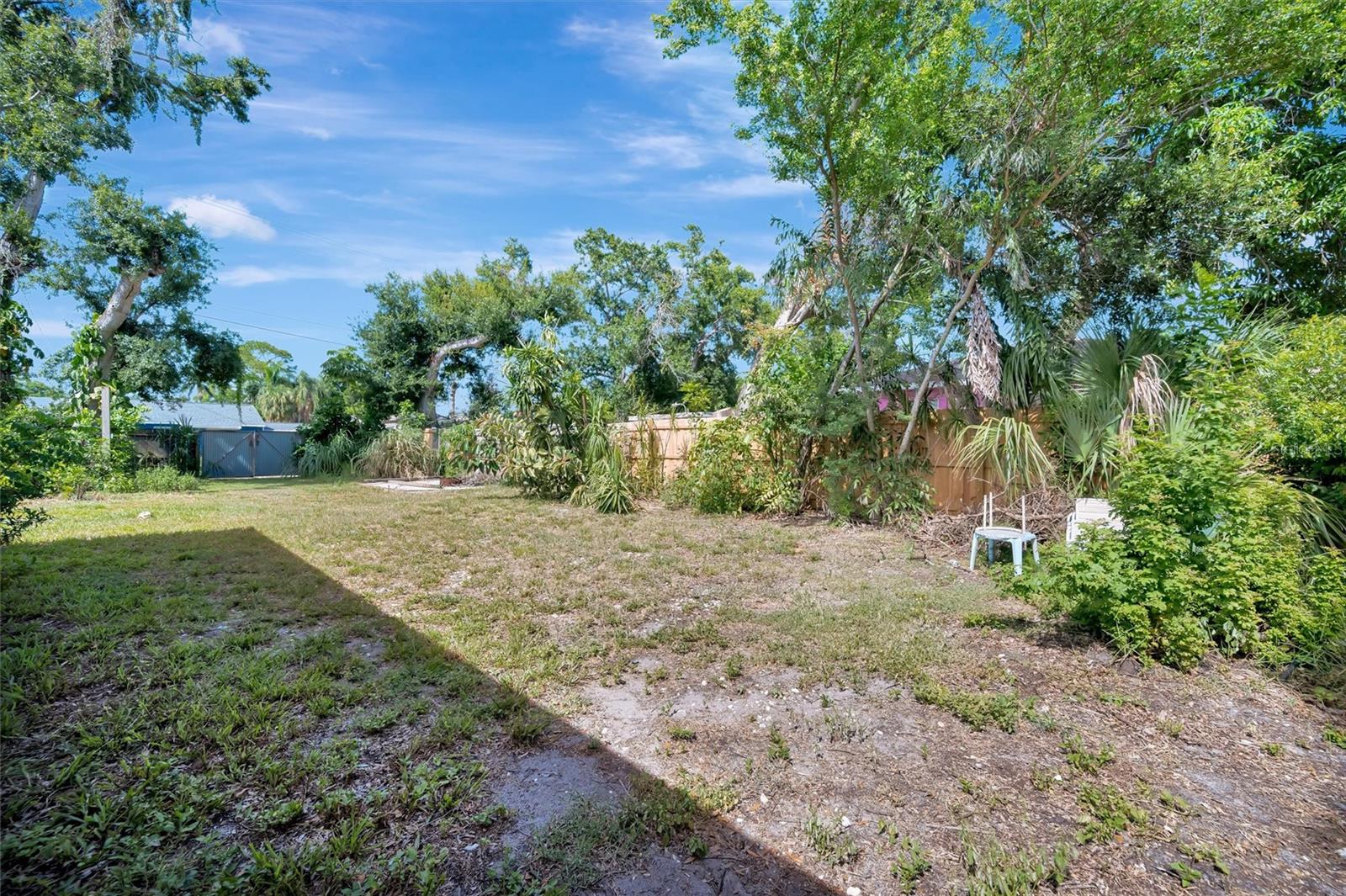 TAMIAMI PARK - Residential