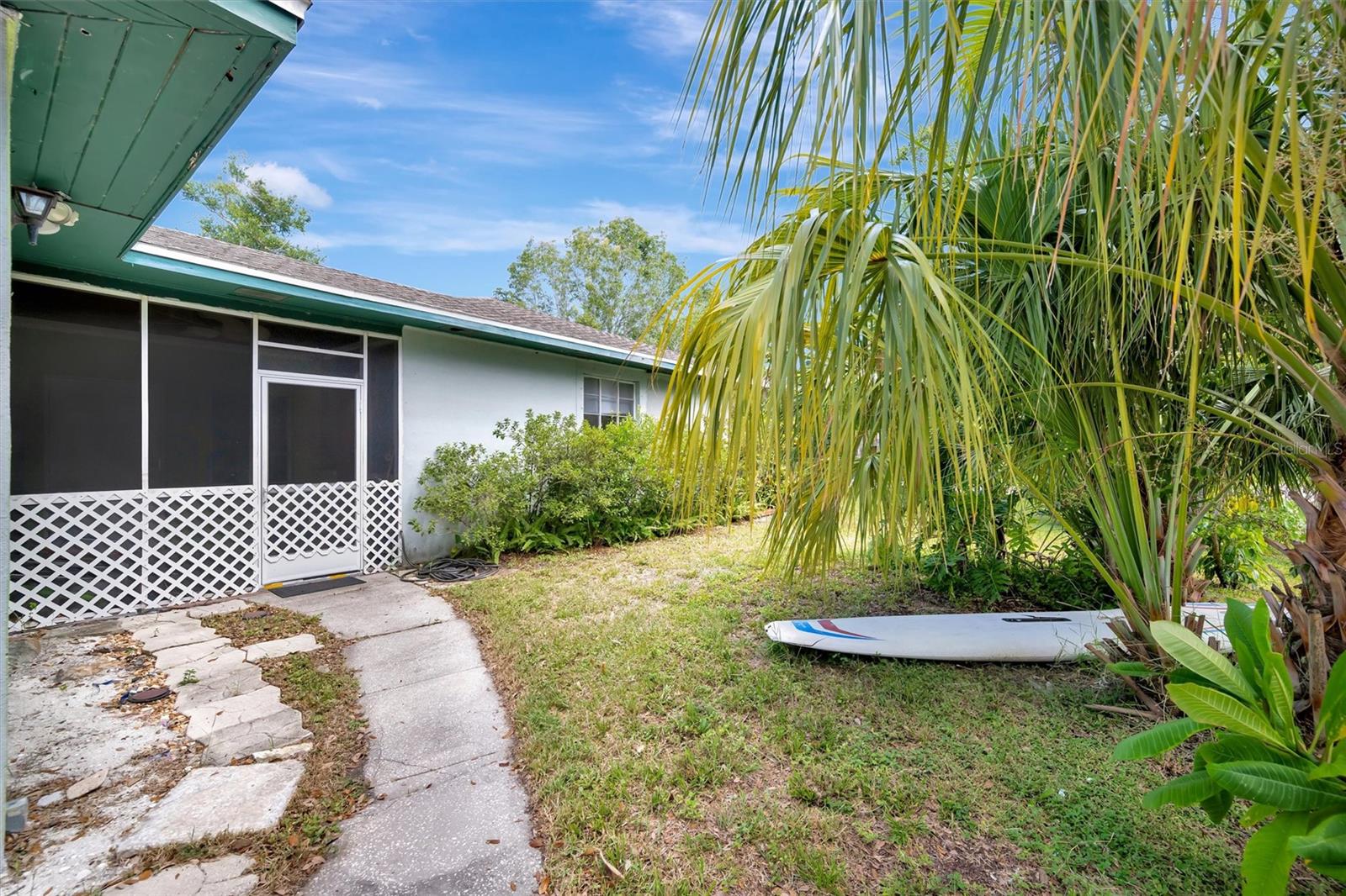 TAMIAMI PARK - Residential