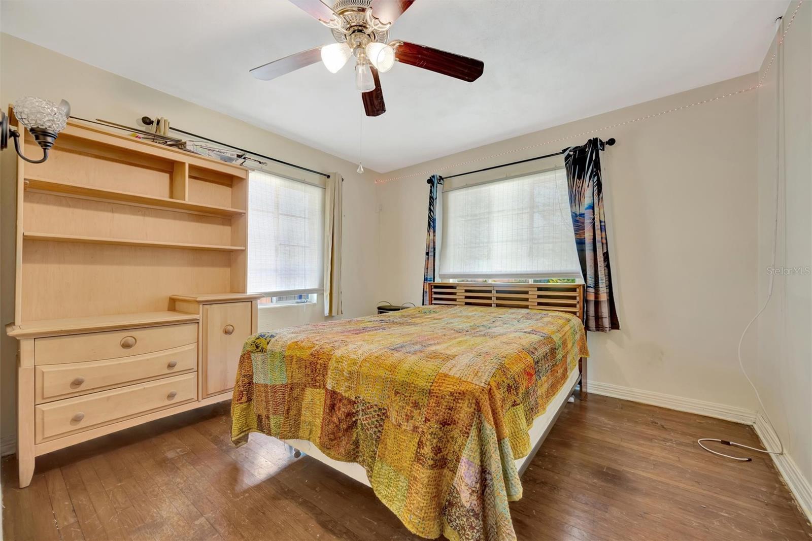 TAMIAMI PARK - Residential