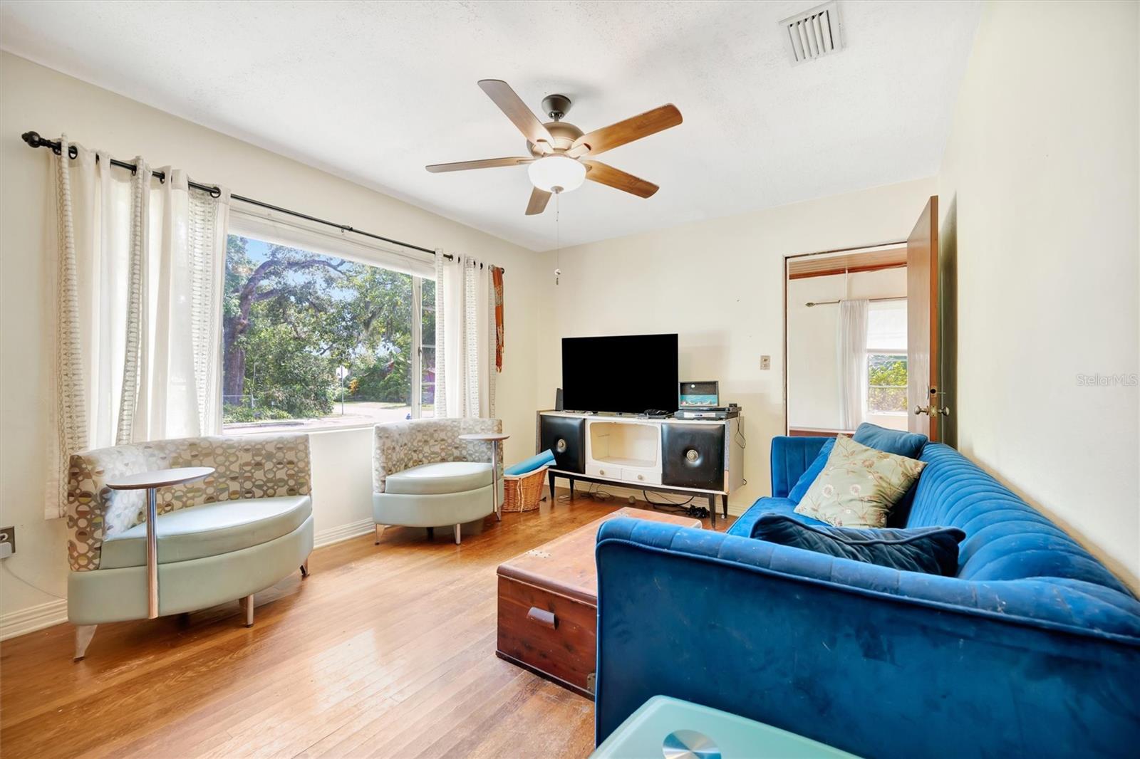 TAMIAMI PARK - Residential