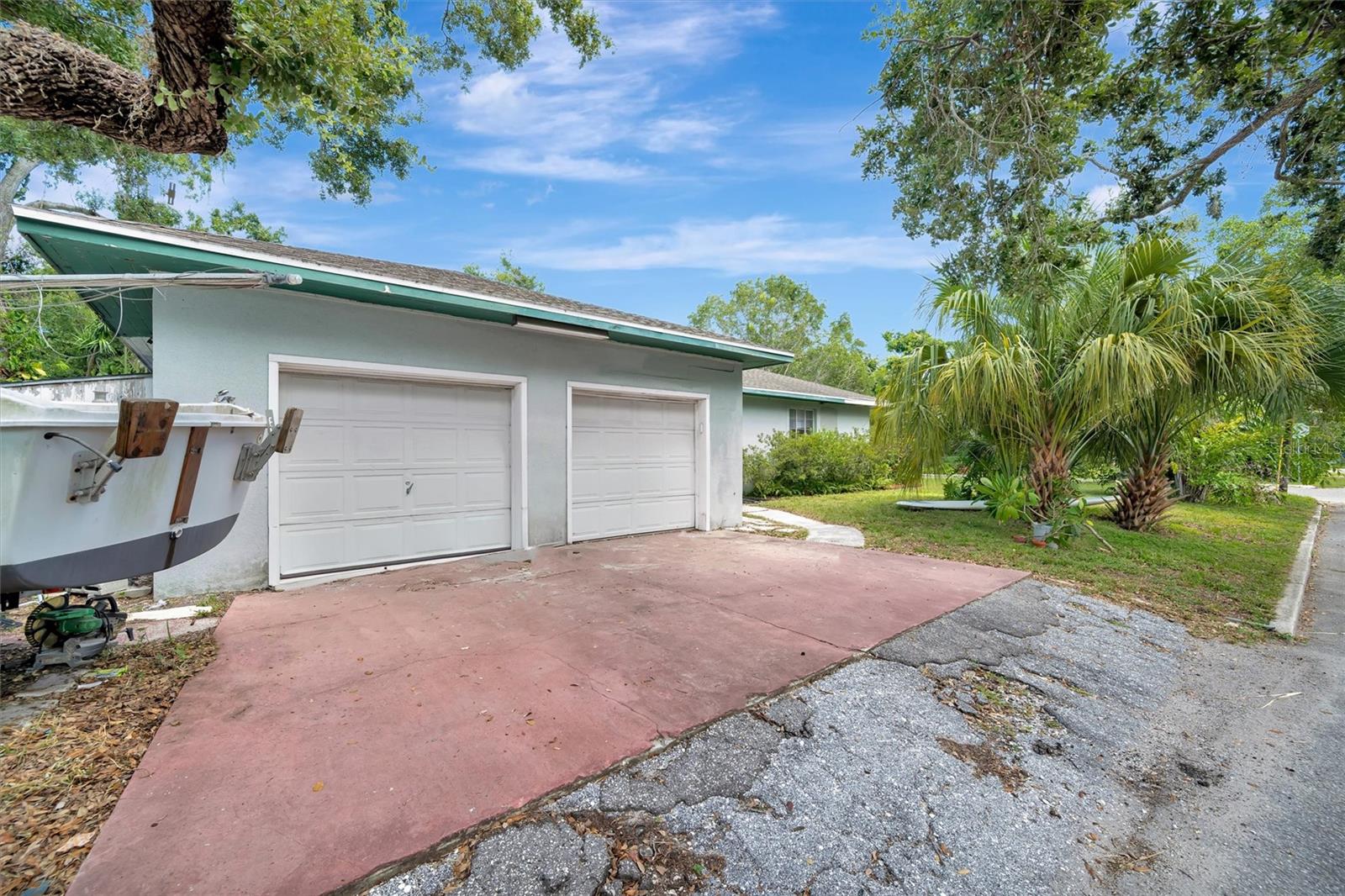 TAMIAMI PARK - Residential
