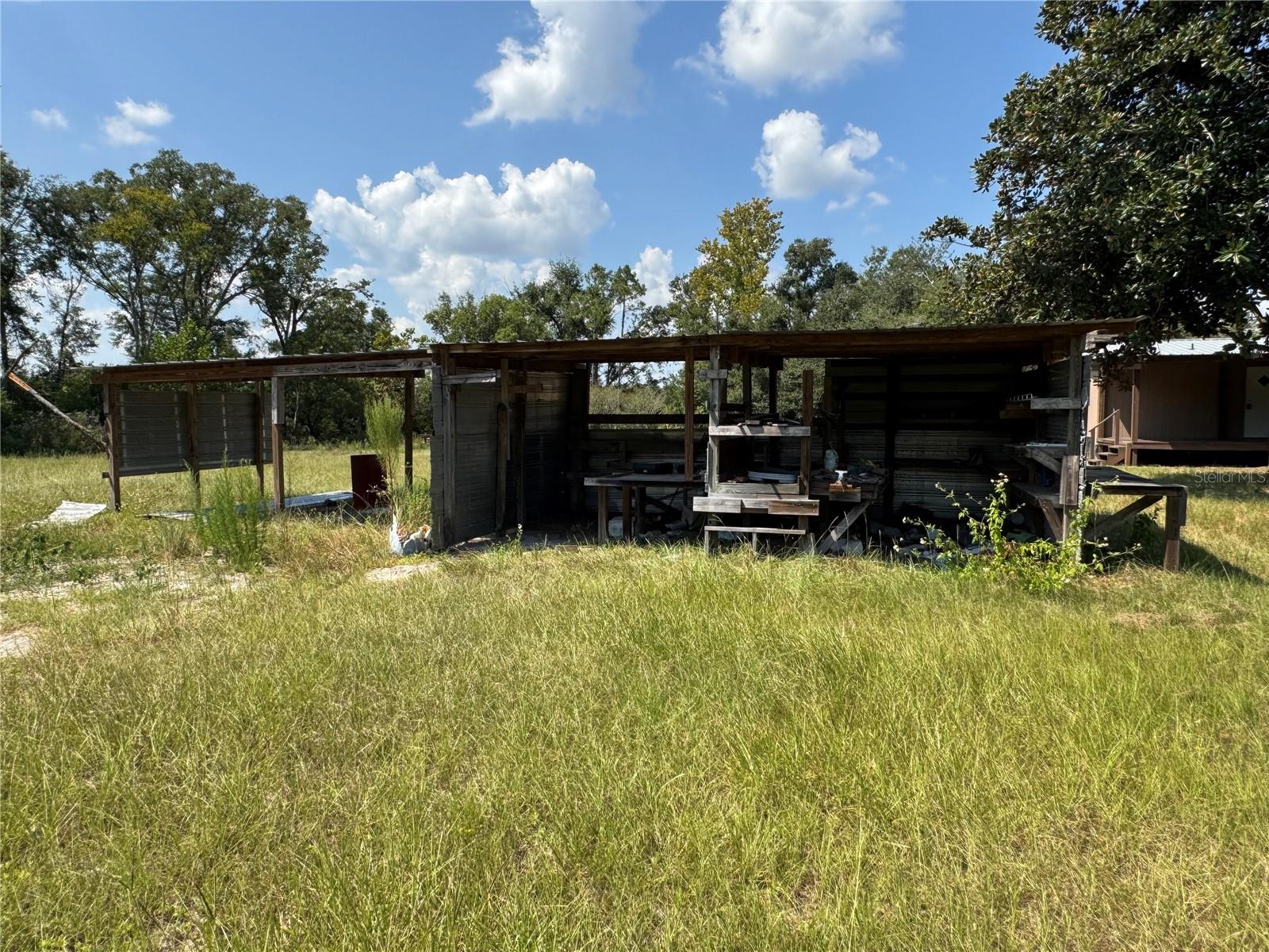NO SUBDIVISON - Residential