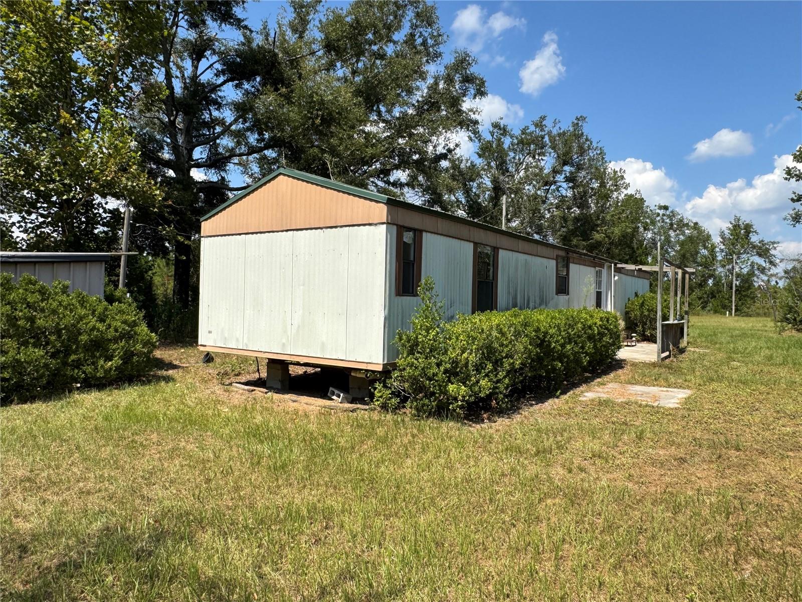 NO SUBDIVISON - Residential