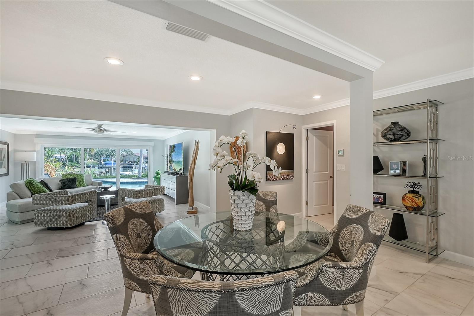 SIESTA ISLES - Residential