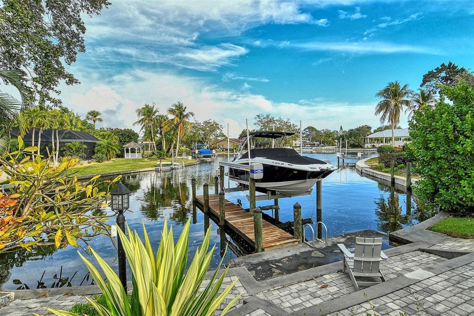 SIESTA ISLES - Residential