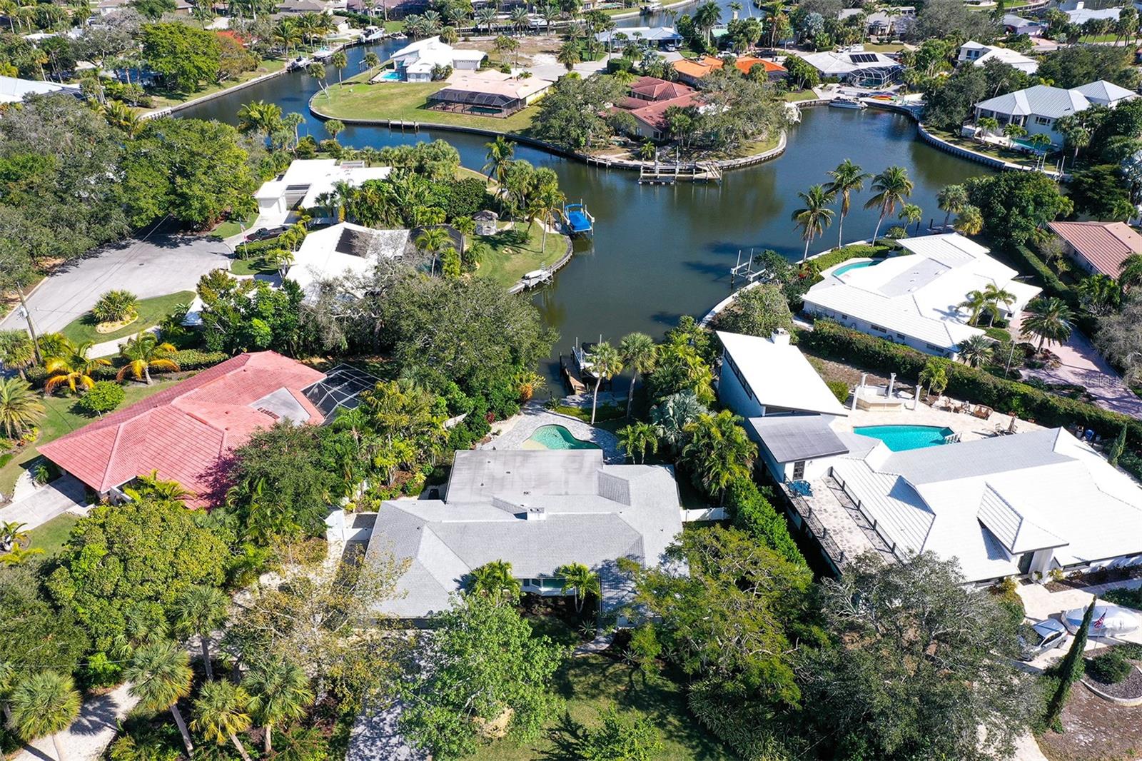 SIESTA ISLES - Residential