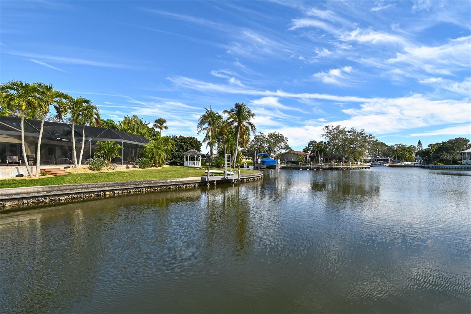 SIESTA ISLES - Residential