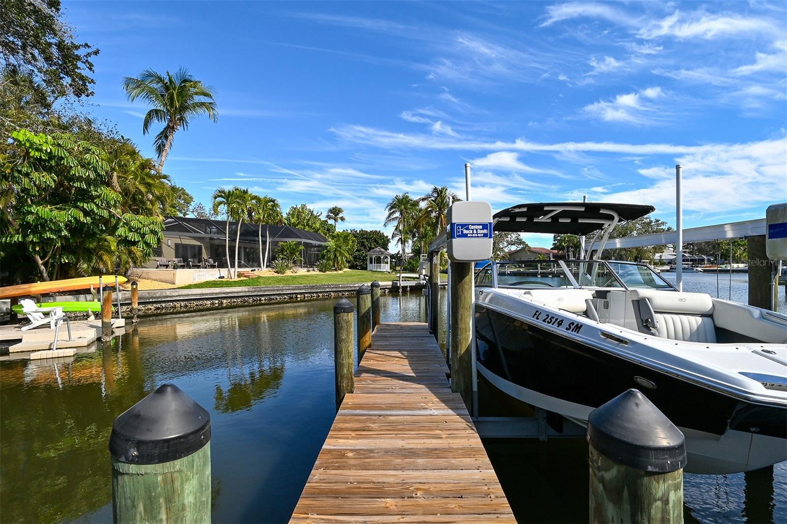 SIESTA ISLES - Residential