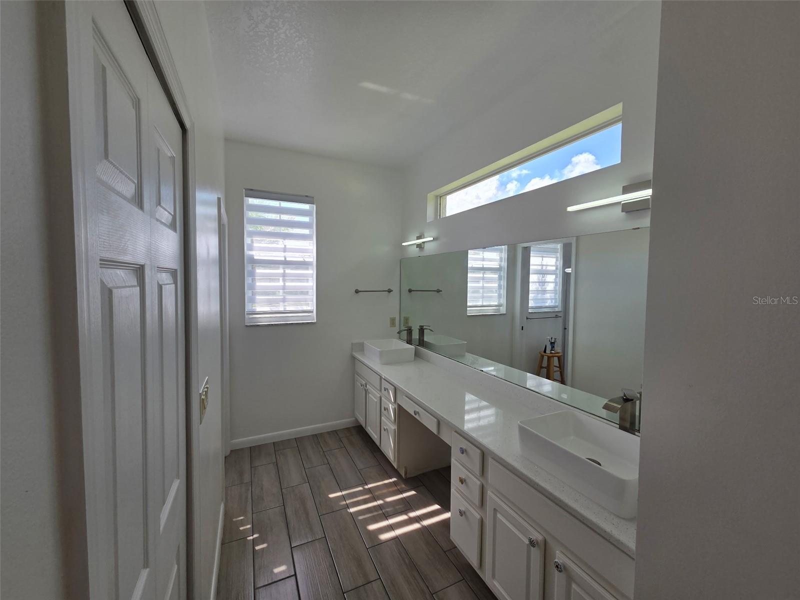 CARILLON LAKES - Residential Lease