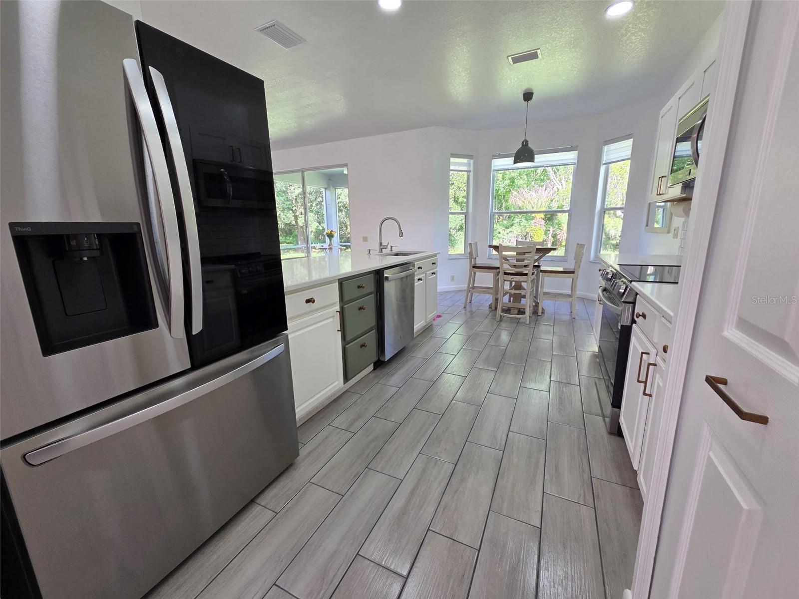 CARILLON LAKES - Residential Lease