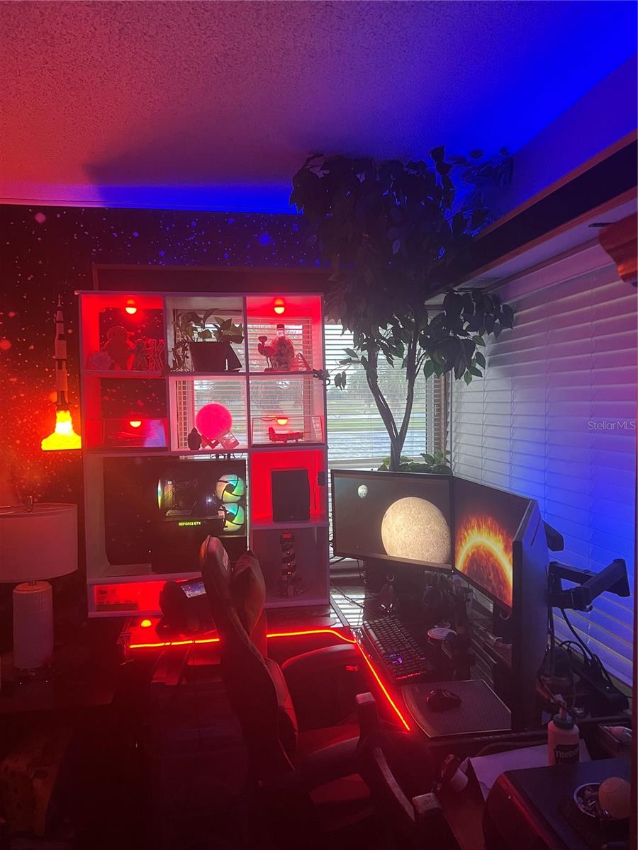 CRESTVIEW ACRES - Residential