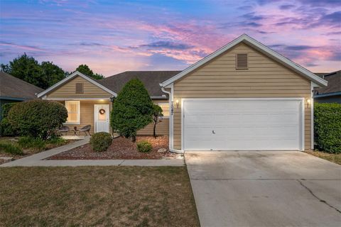 Photo of 7547 SW 87th Terrace, Gainesville, FL 32608 (MLS # GC531976)