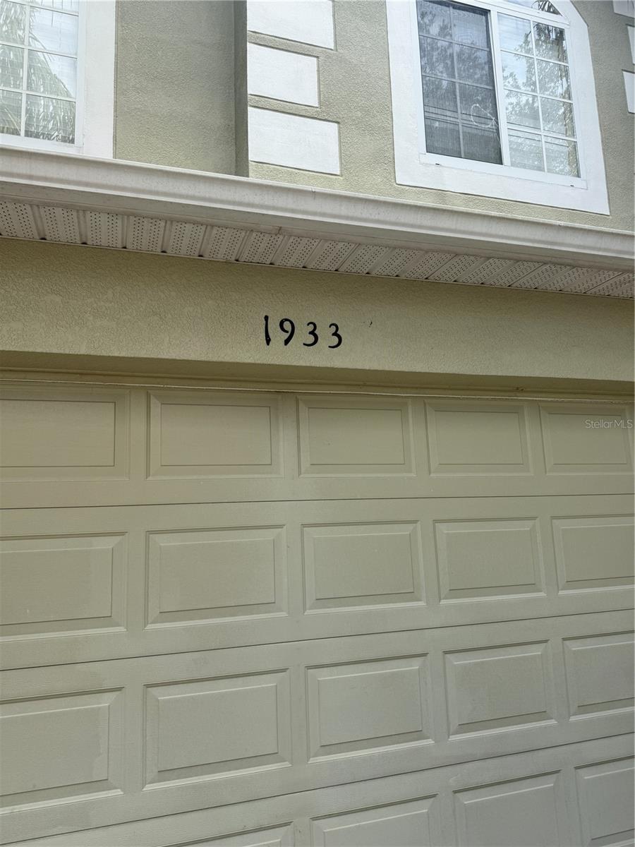 STONE CRK A-1 & A-2 - Residential Lease