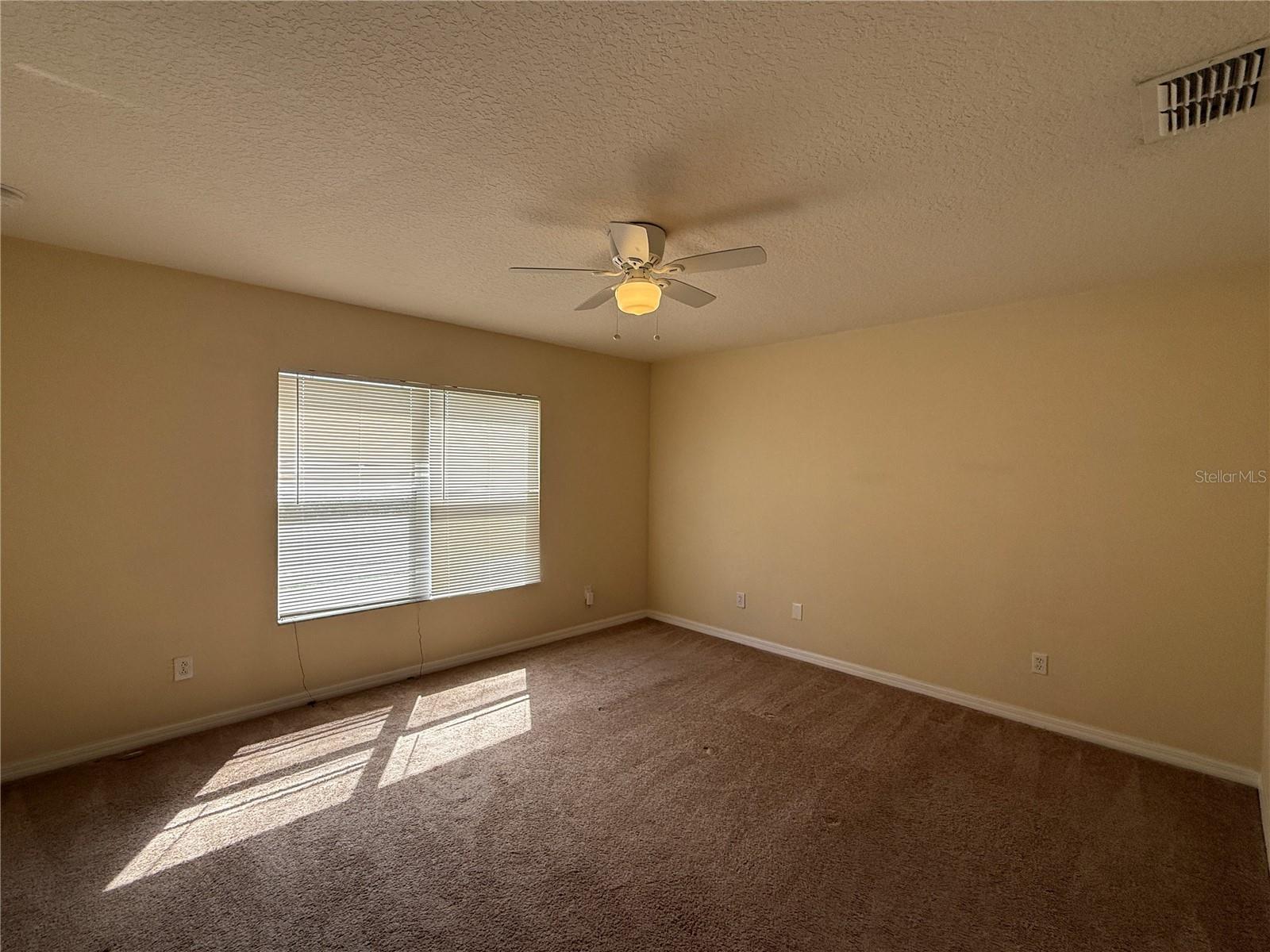 STONE CRK A-1 & A-2 - Residential Lease
