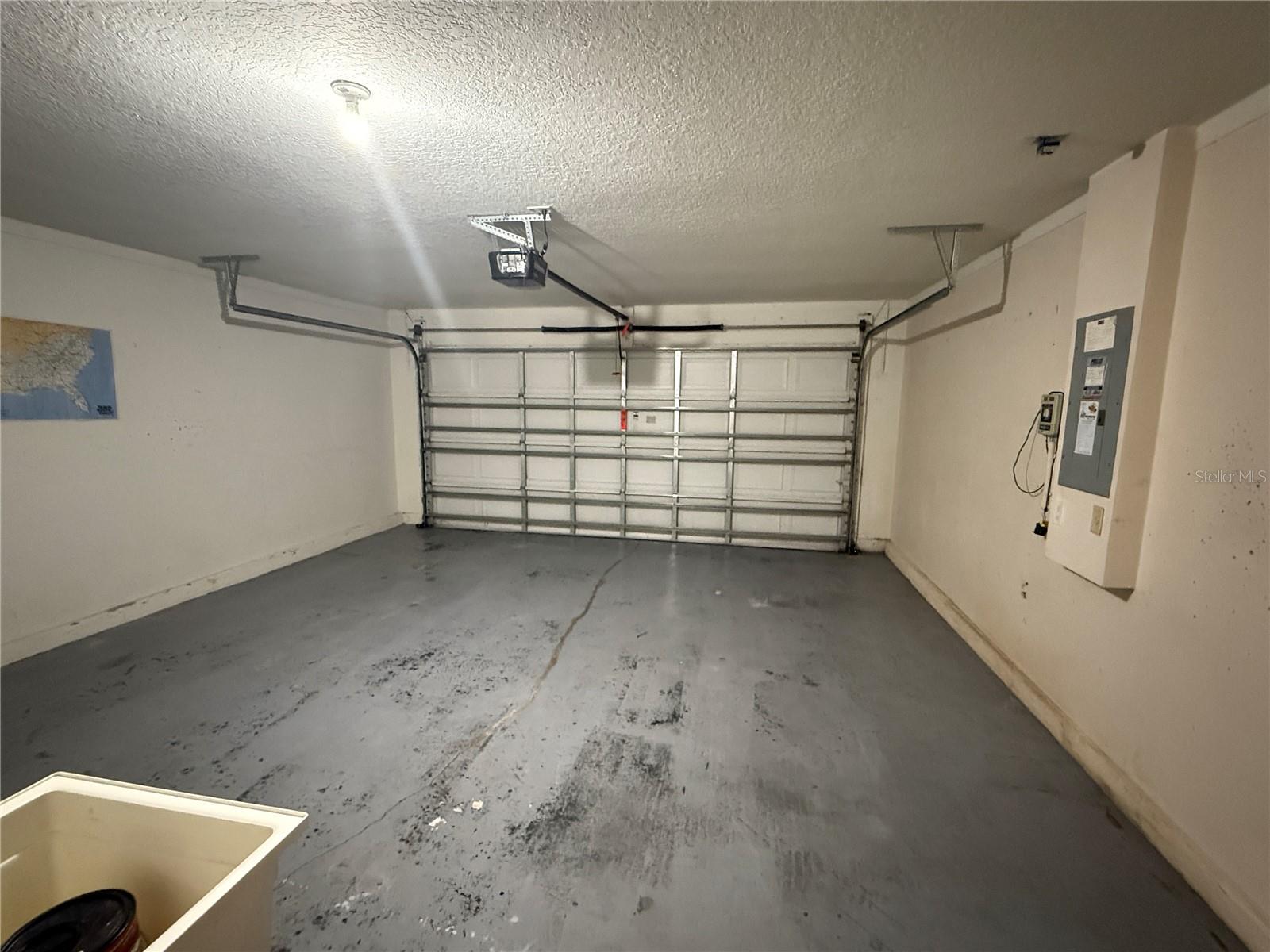 STONE CRK A-1 & A-2 - Residential Lease