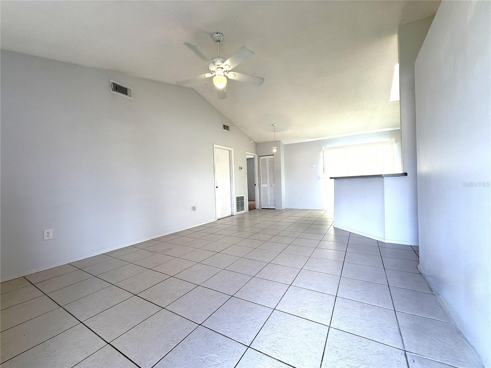 DELTONA LAKES UNIT 32 - Residential Lease