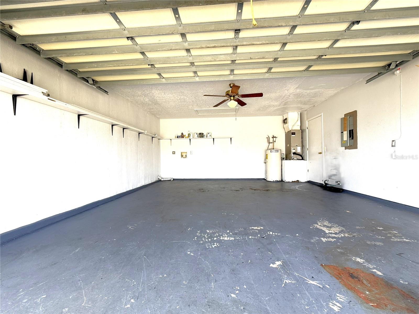 DELTONA LAKES UNIT 32 - Residential Lease