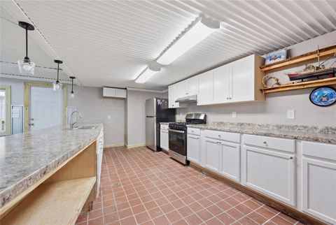 Tiny photo for 505 3rd Street, Cedar Key, FL 32625 (MLS # GC539939)