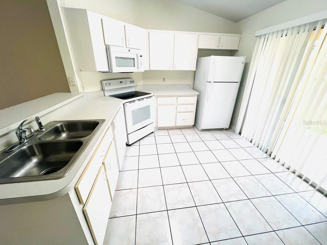 INDIAN TRAILS - Residential Lease