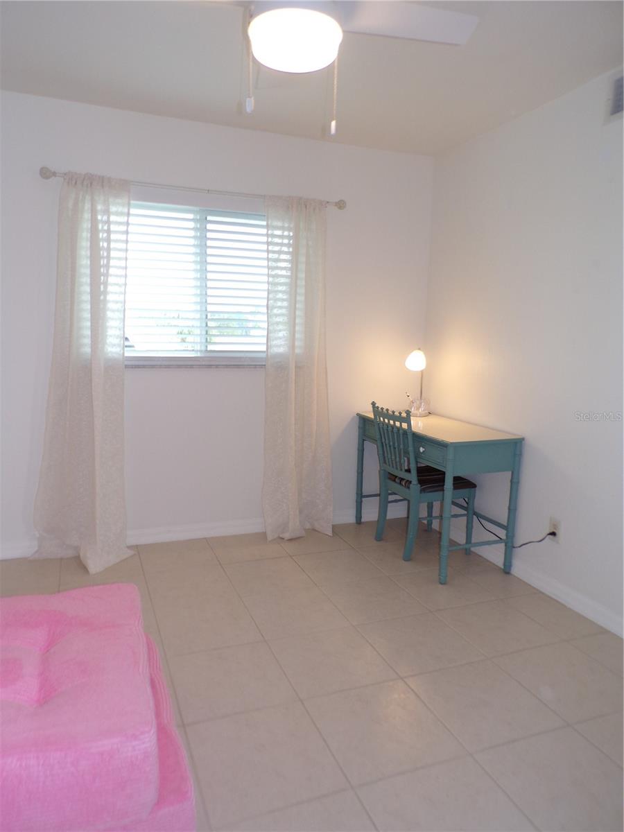 SUNRISE TOWERS PH 01 - Residential Lease