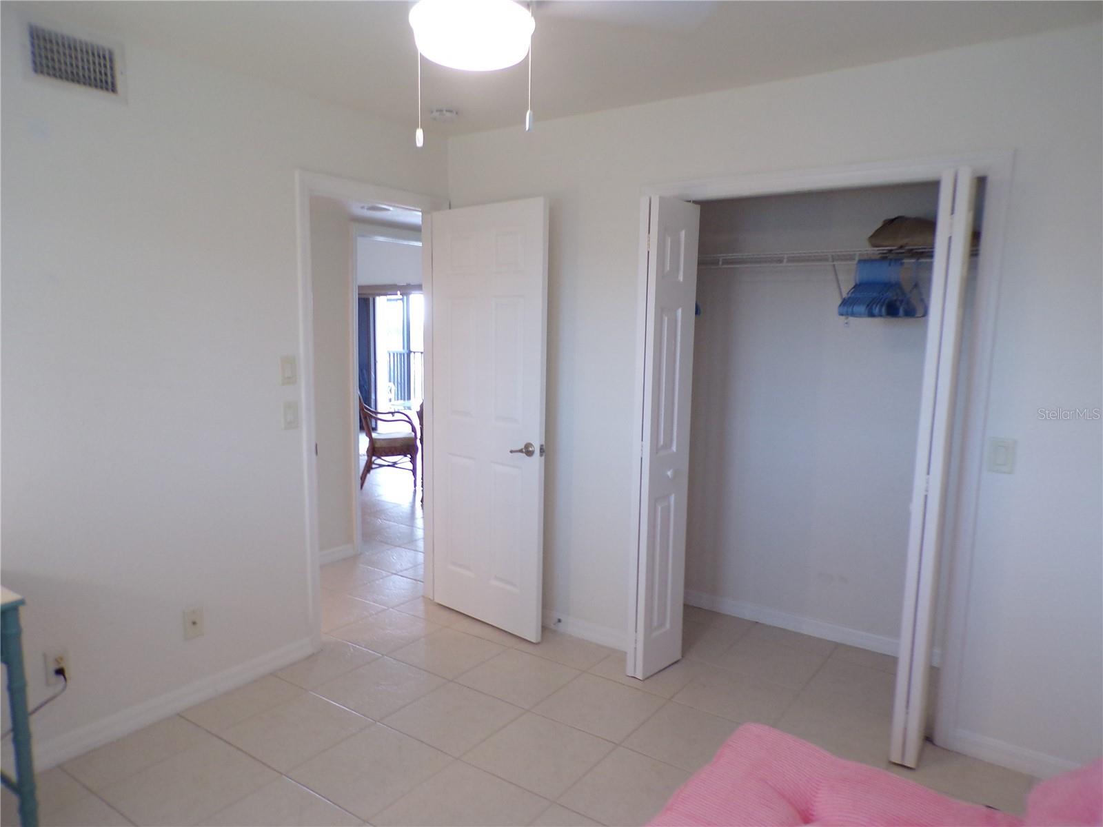 SUNRISE TOWERS PH 01 - Residential Lease