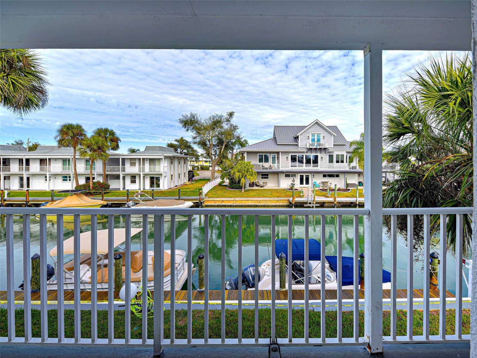 BAHIA VISTA GULF - Residential