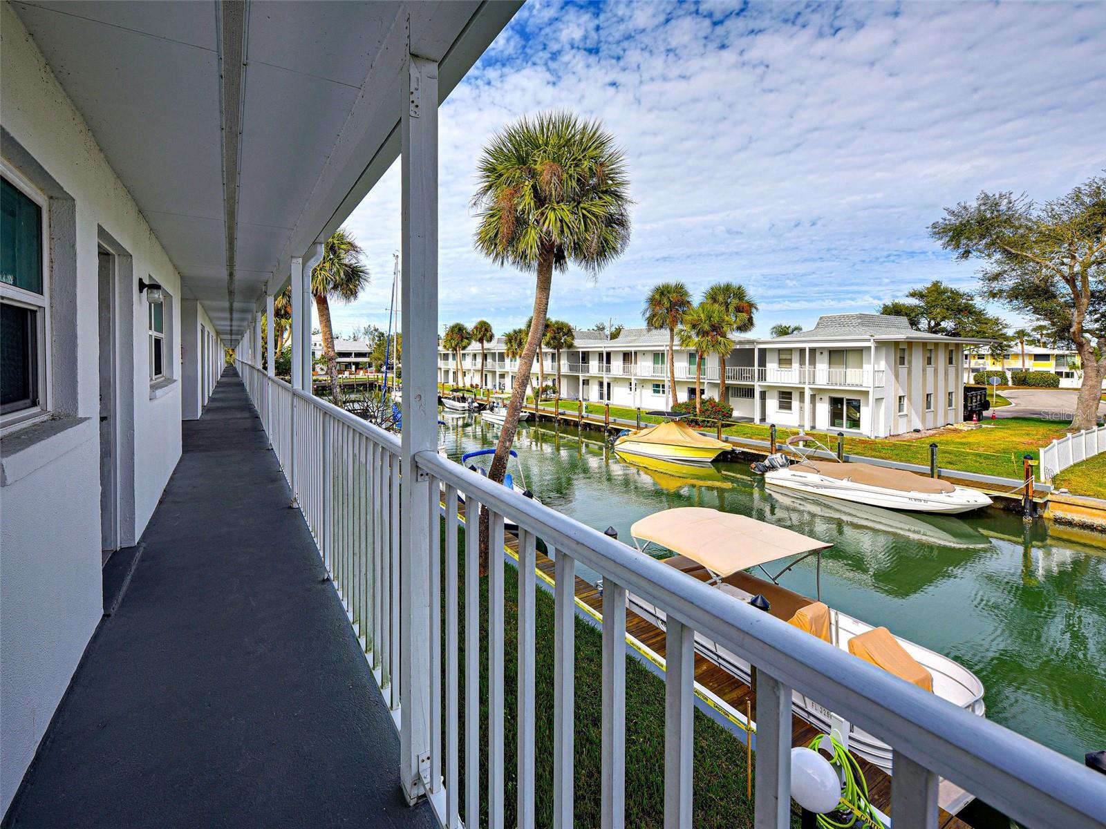 BAHIA VISTA GULF - Residential