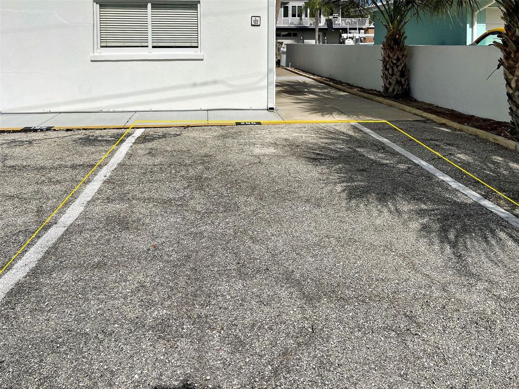 Photo of 902 Gibbs Road #285, Venice, FL 34285 (MLS # N6142320)