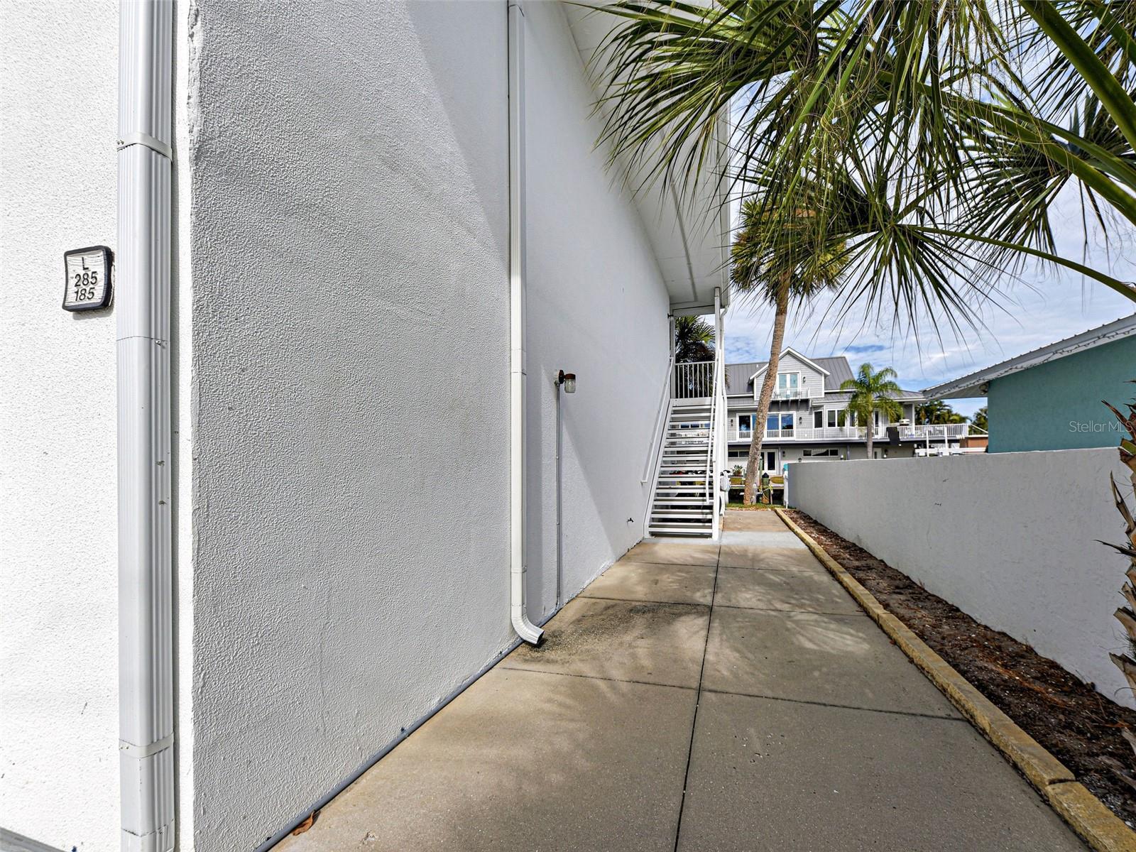 BAHIA VISTA GULF - Residential