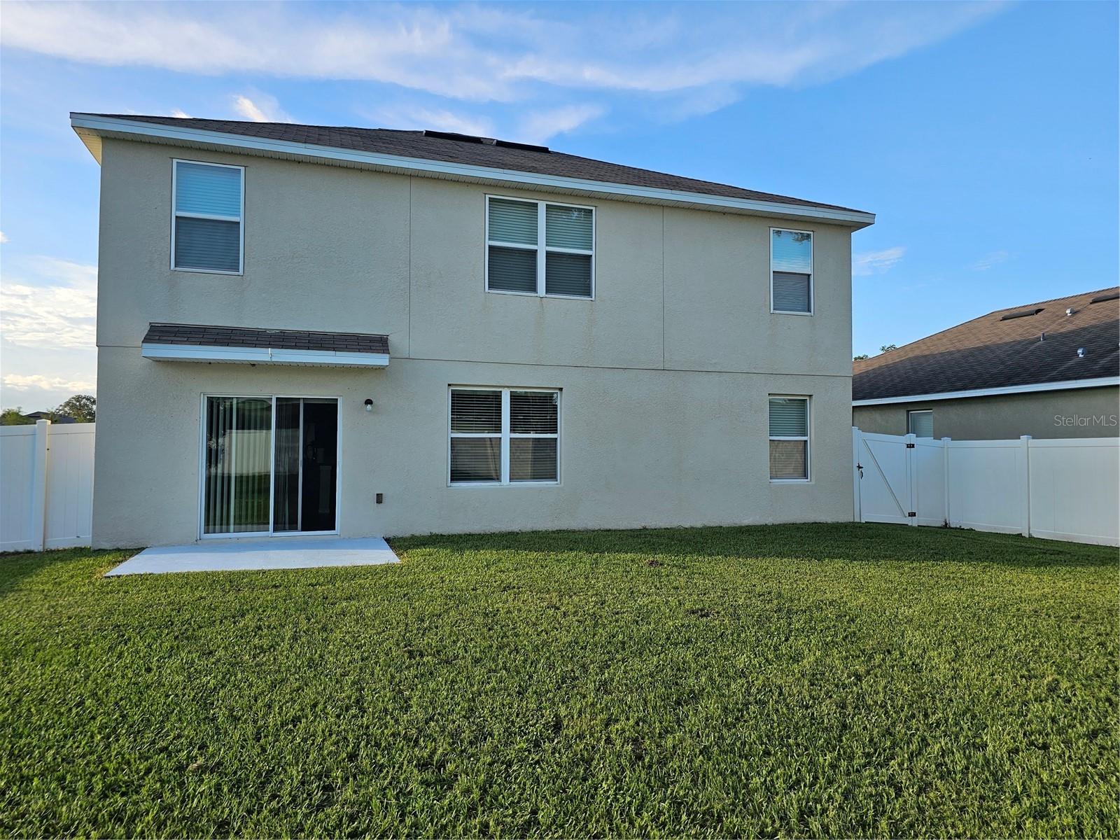 9628 TRONCAIS CIRCLE