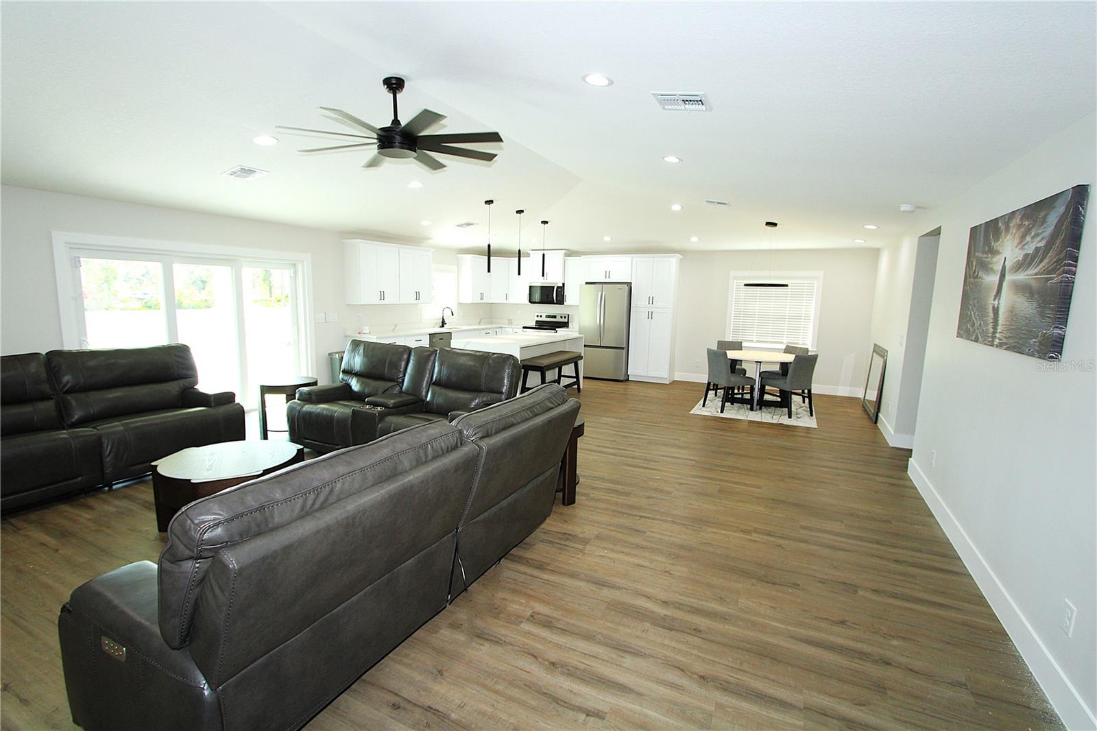 TROP G A - Residential