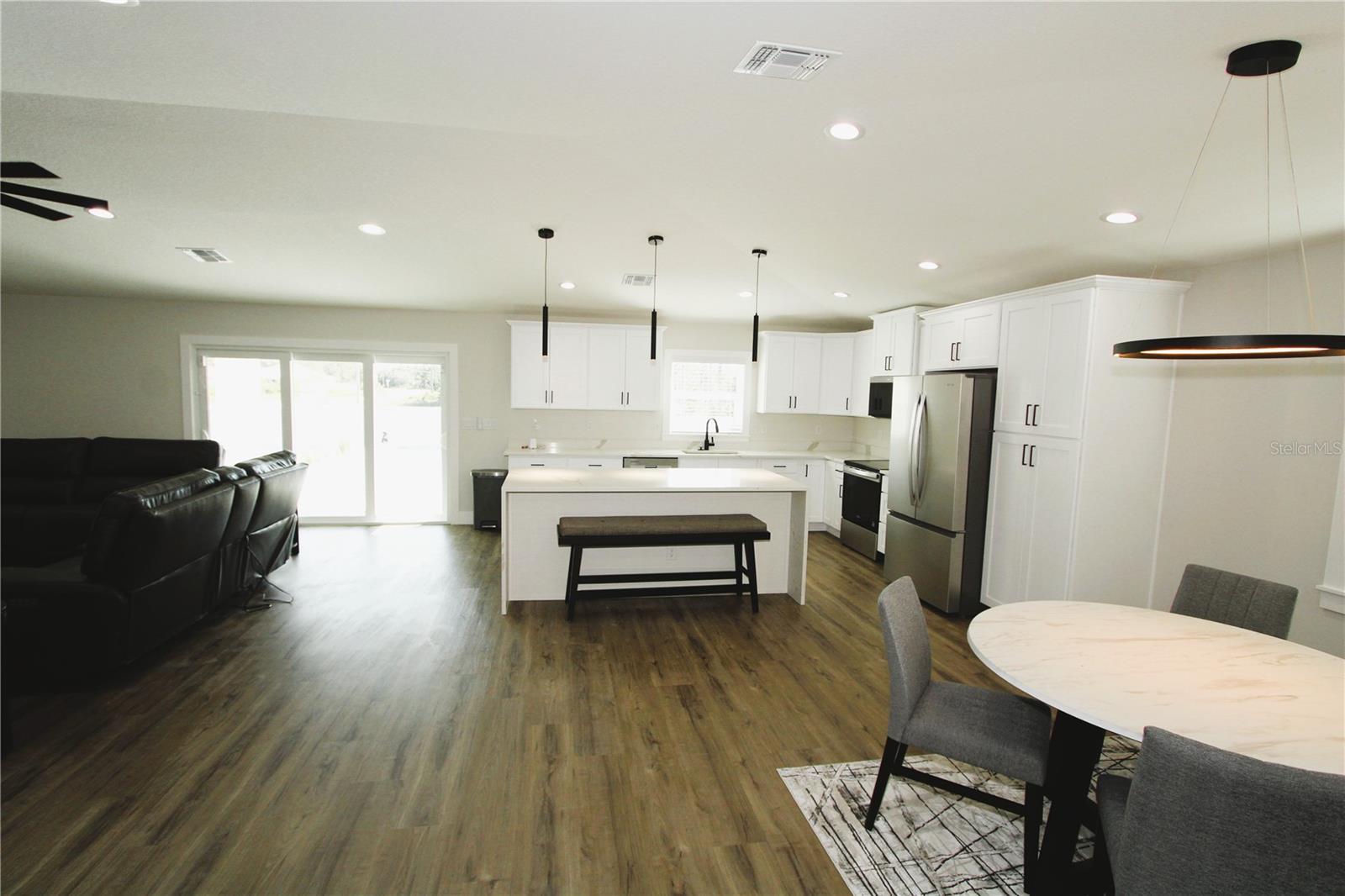 TROP G A - Residential