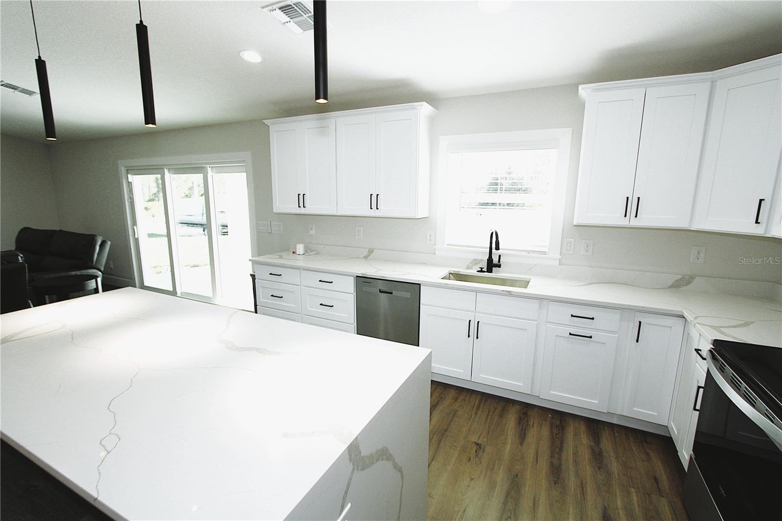 TROP G A - Residential