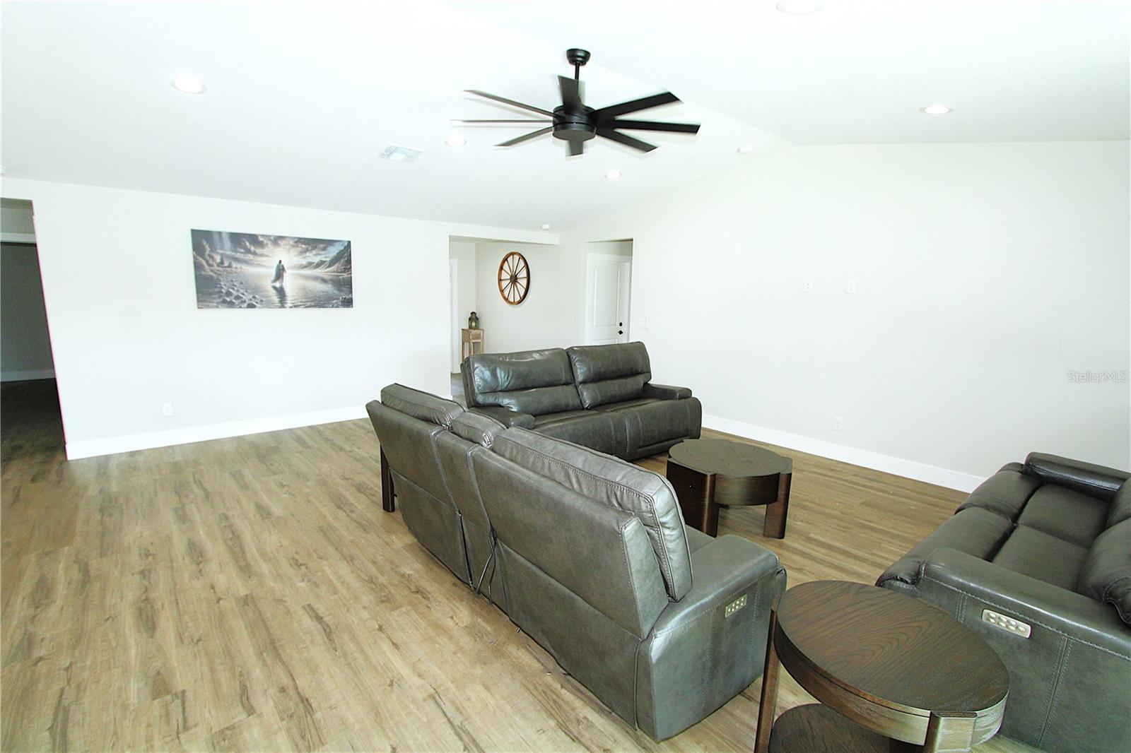 TROP G A - Residential