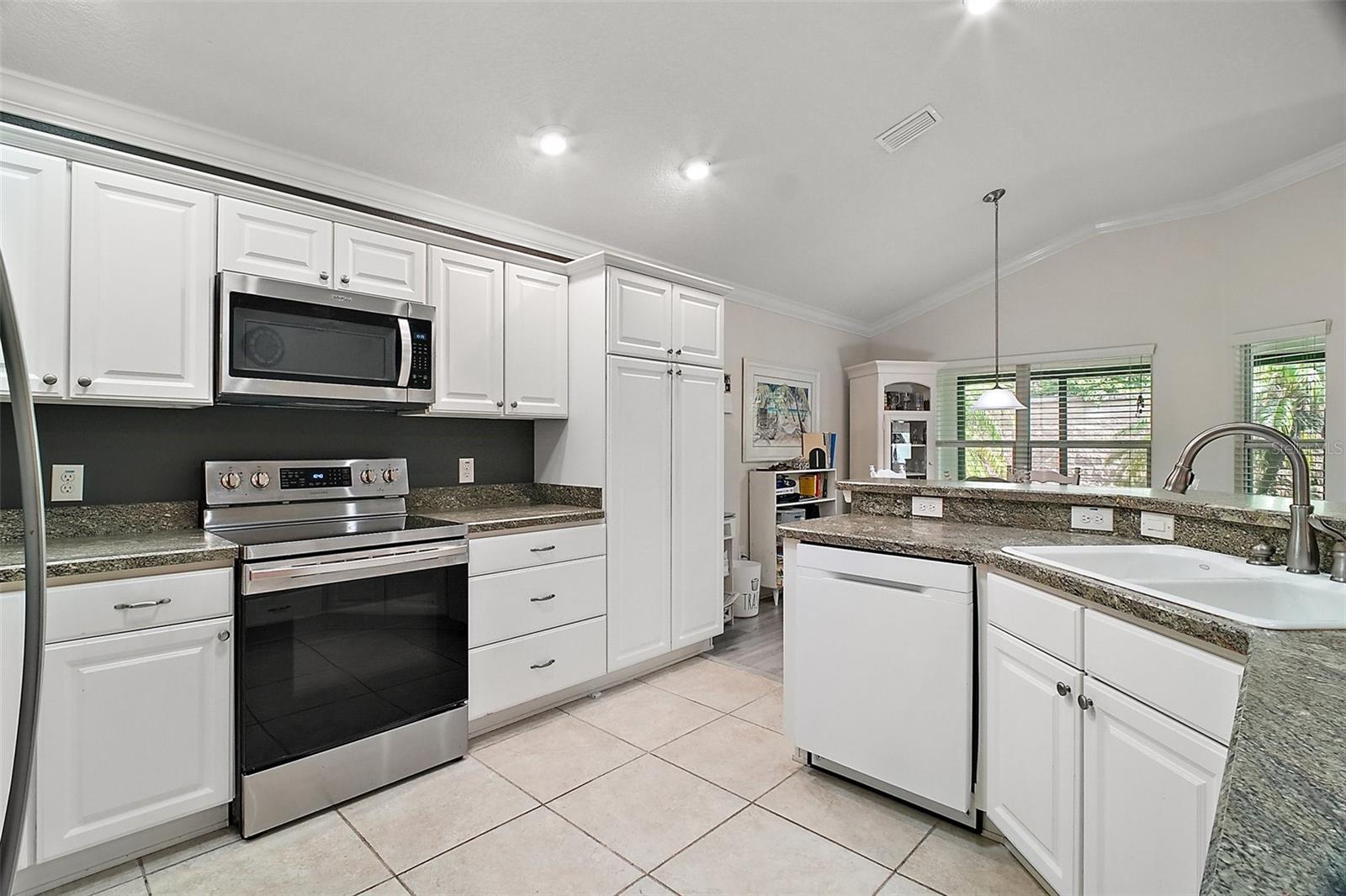 2448 BACHMAN PATH