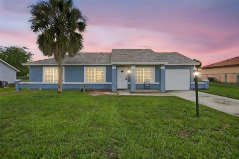 Photo of 316 Oak Track Drive, Ocala, FL 34472 (MLS # OM703803)