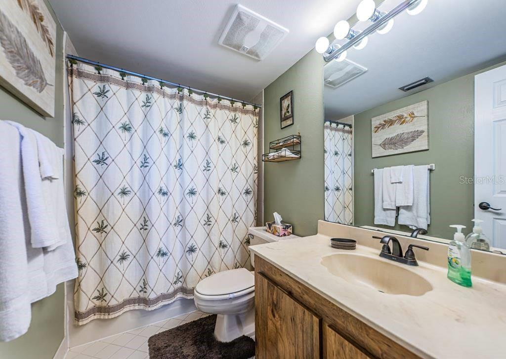 BAHIA DEL MAR II - Residential Lease