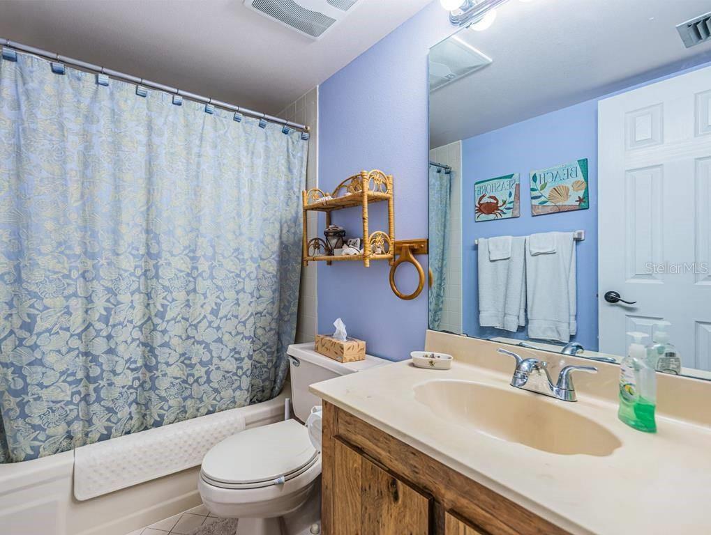 BAHIA DEL MAR II - Residential Lease