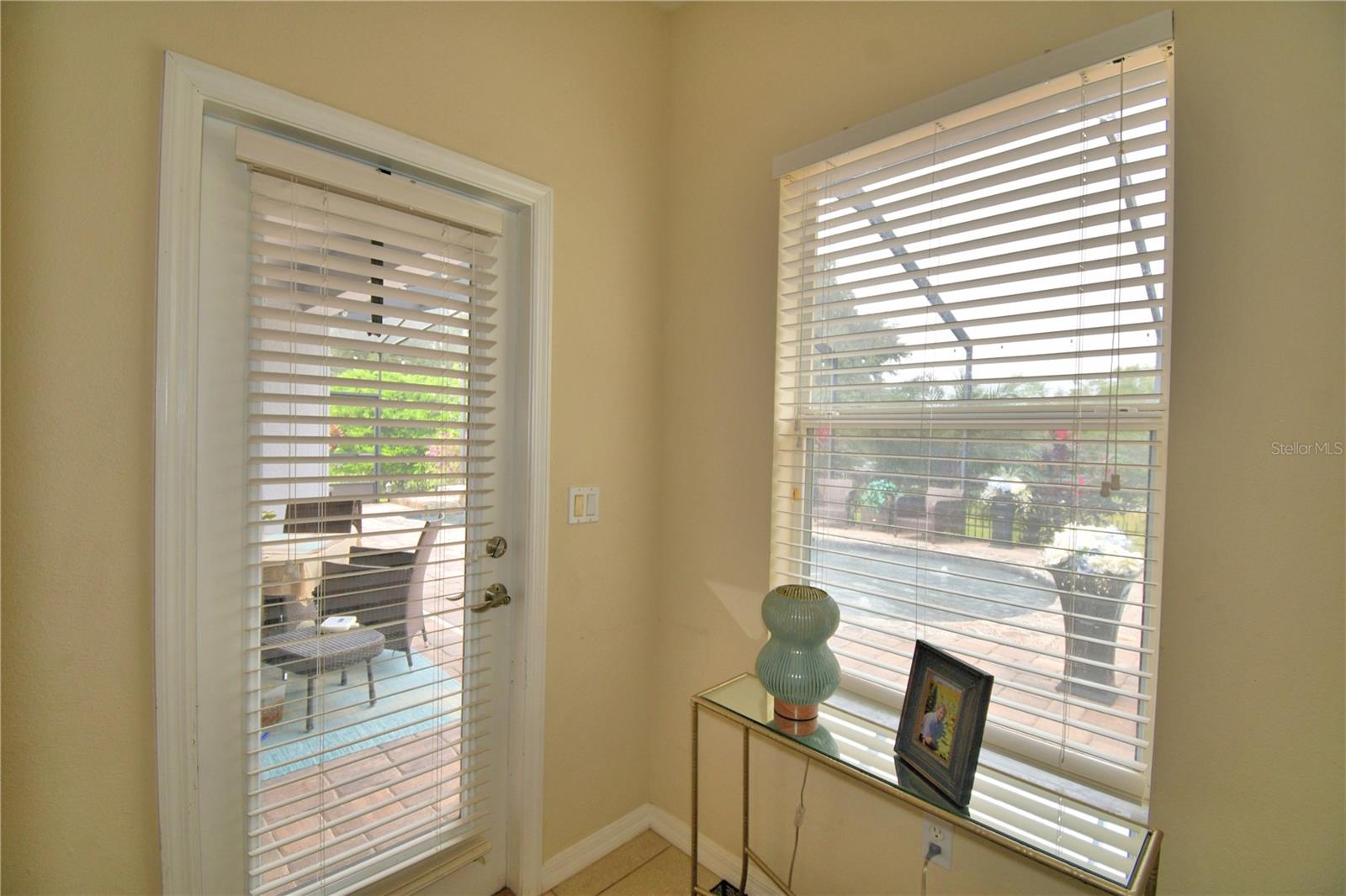 CROSSROADS/LK REGION - Residential