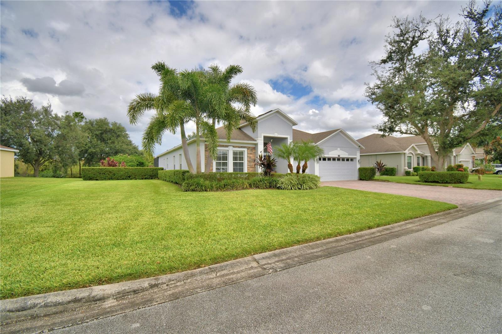 CROSSROADS/LK REGION - Residential