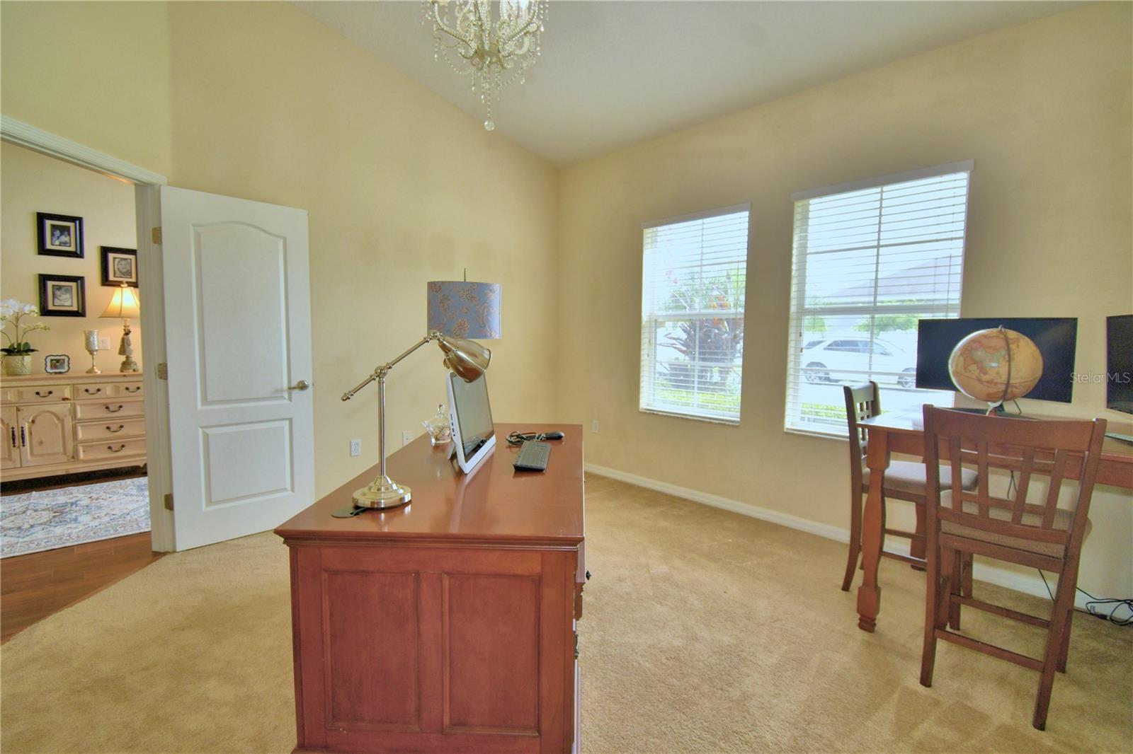 CROSSROADS/LK REGION - Residential