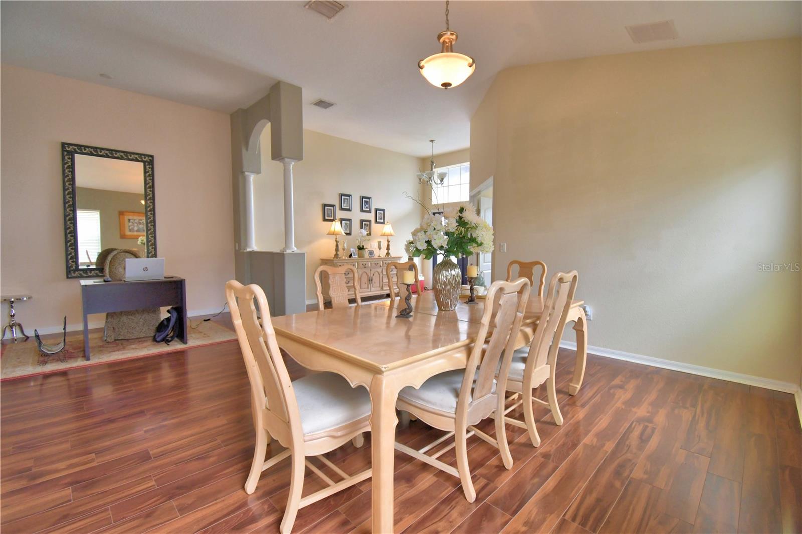 CROSSROADS/LK REGION - Residential